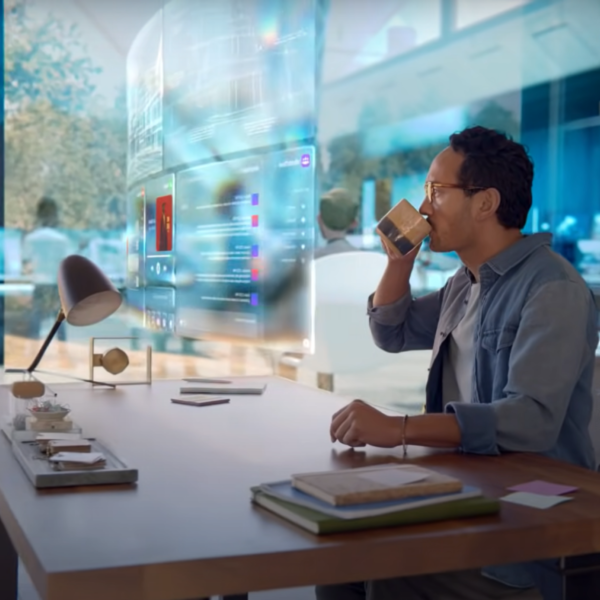 Apple and Meta set to release high-end VR headsets